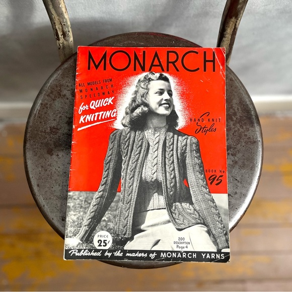 Vintage 1946 Monarch Yarns Knitting Craft Booklet - Picture 1 of 6